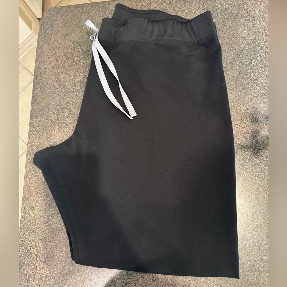 Figs women’s Black Joggers with Gray Drawstring